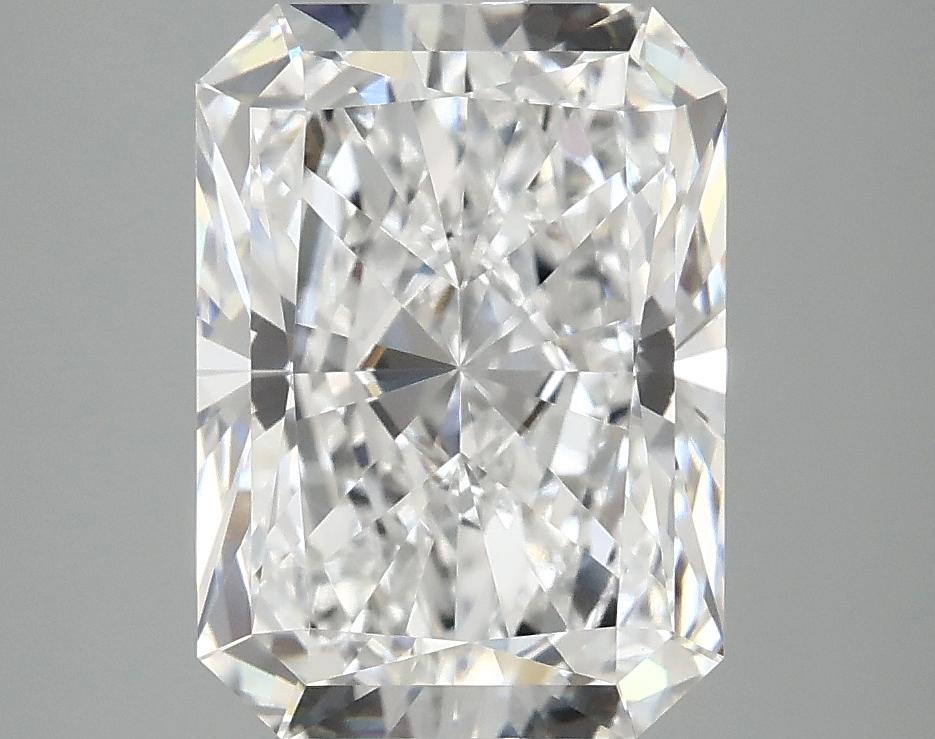 4.03 Carat Radiant Shaped Excellent Cut VVS2 IGI Certified Lab Grown Diamond