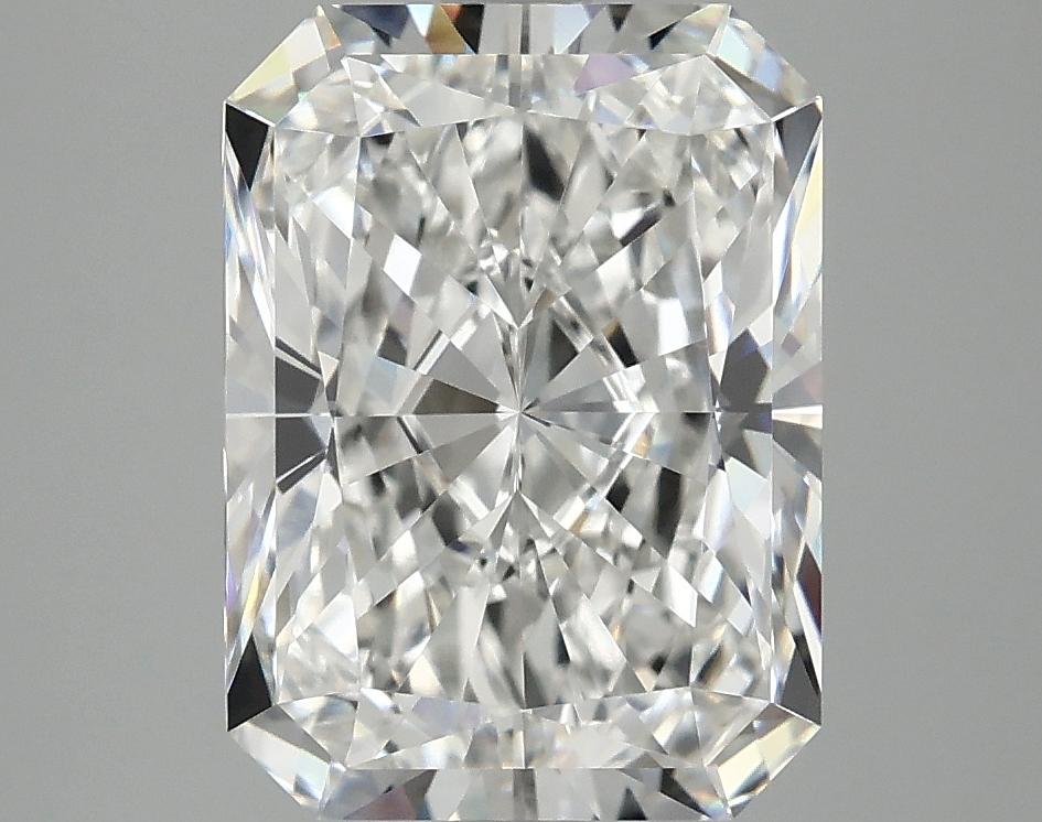 4.09 Carat Radiant Shaped Excellent Cut VVS2 IGI Certified Lab Grown Diamond