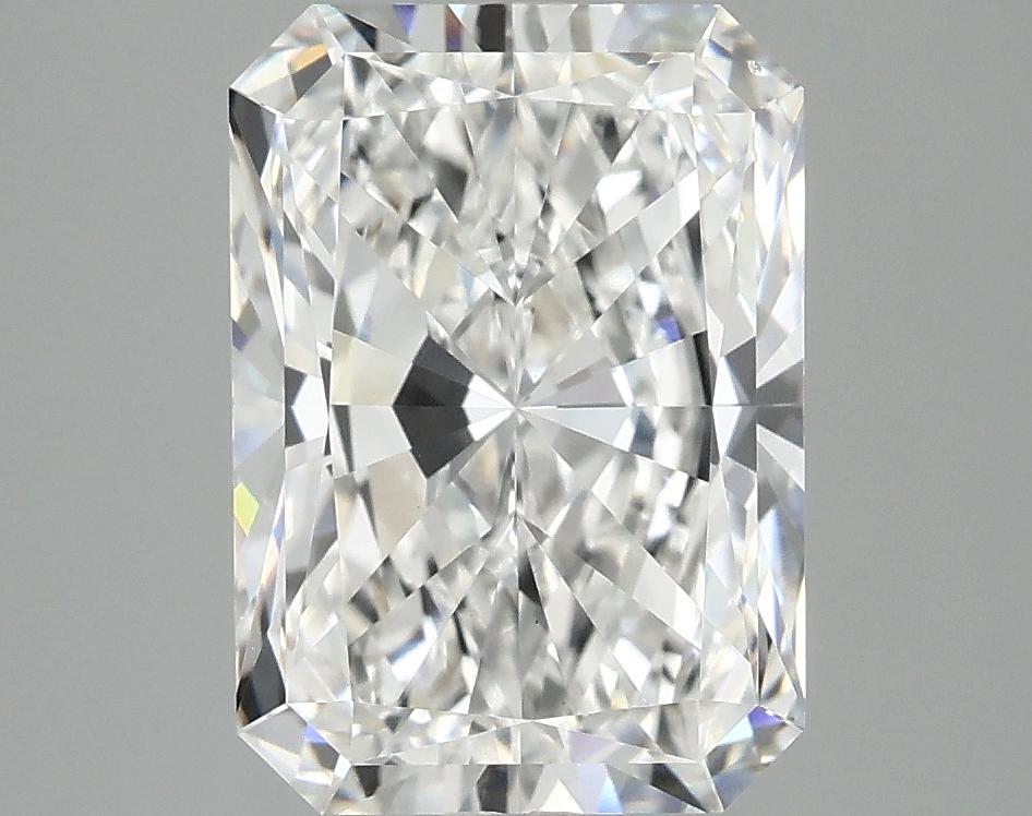 3.85 Carat Radiant Shaped Ideal Cut VVS2 IGI Certified Lab Grown Diamond