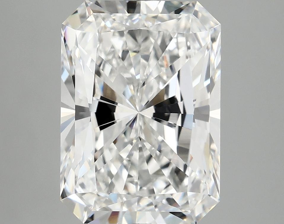 4.15 Carat Radiant Shaped Ideal Cut VVS2 IGI Certified Lab Grown Diamond