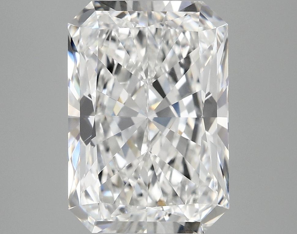 3.87 Carat Radiant Shaped Ideal Cut VS1 IGI Certified Lab Grown Diamond