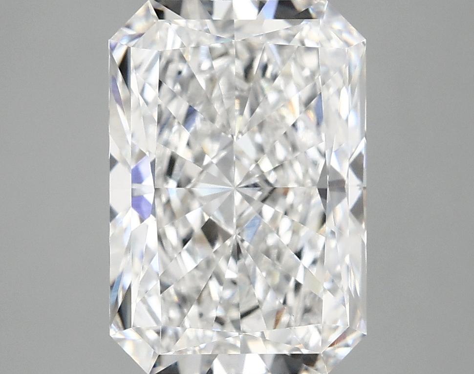 3.91 Carat Radiant Shaped Ideal Cut VVS2 IGI Certified Lab Grown Diamond