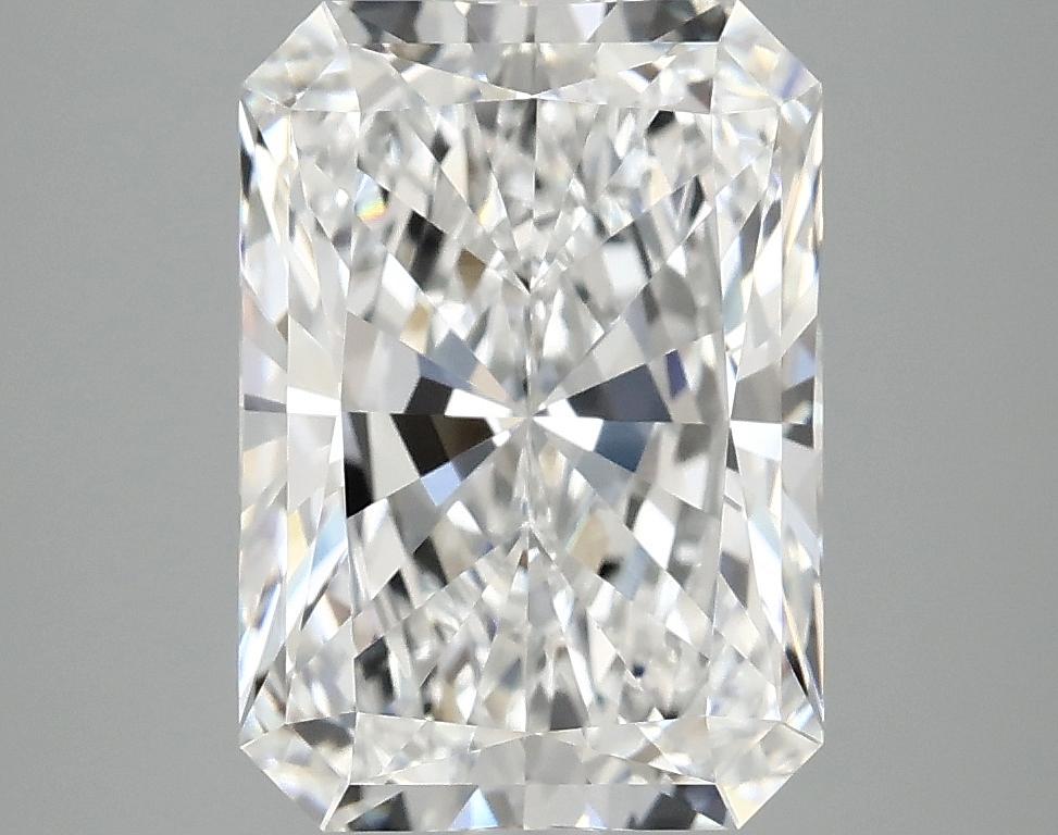 4.09 Carat Radiant Shaped Ideal Cut VVS2 IGI Certified Lab Grown Diamond