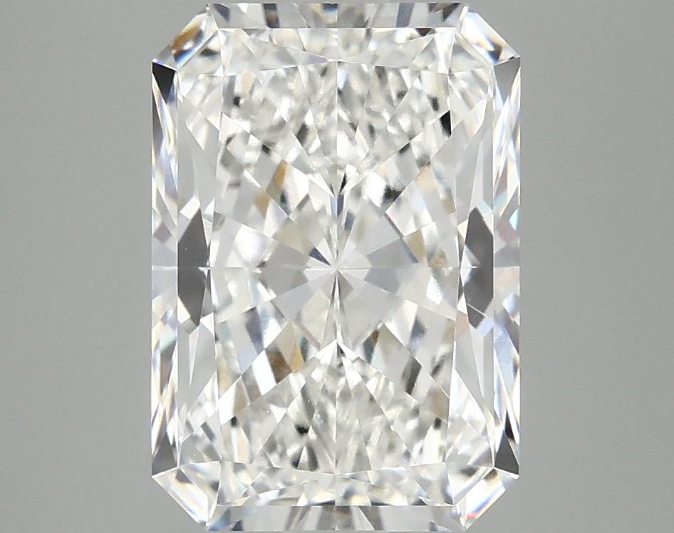 3.84 Carat Radiant Shaped Ideal Cut VVS2 IGI Certified Lab Grown Diamond