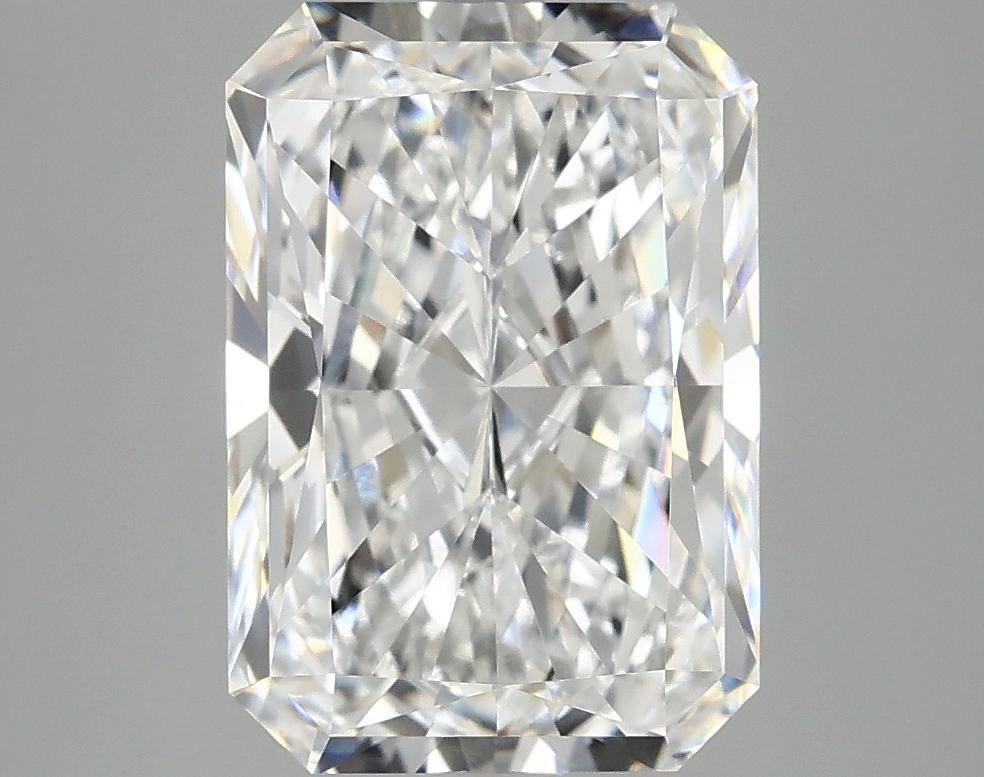 3.92 Carat Radiant Shaped Ideal Cut VS1 IGI Certified Lab Grown Diamond