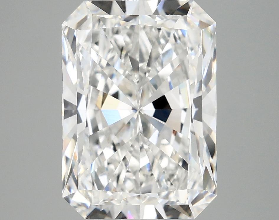 4.05 Carat Radiant Shaped Ideal Cut VVS2 IGI Certified Lab Grown Diamond