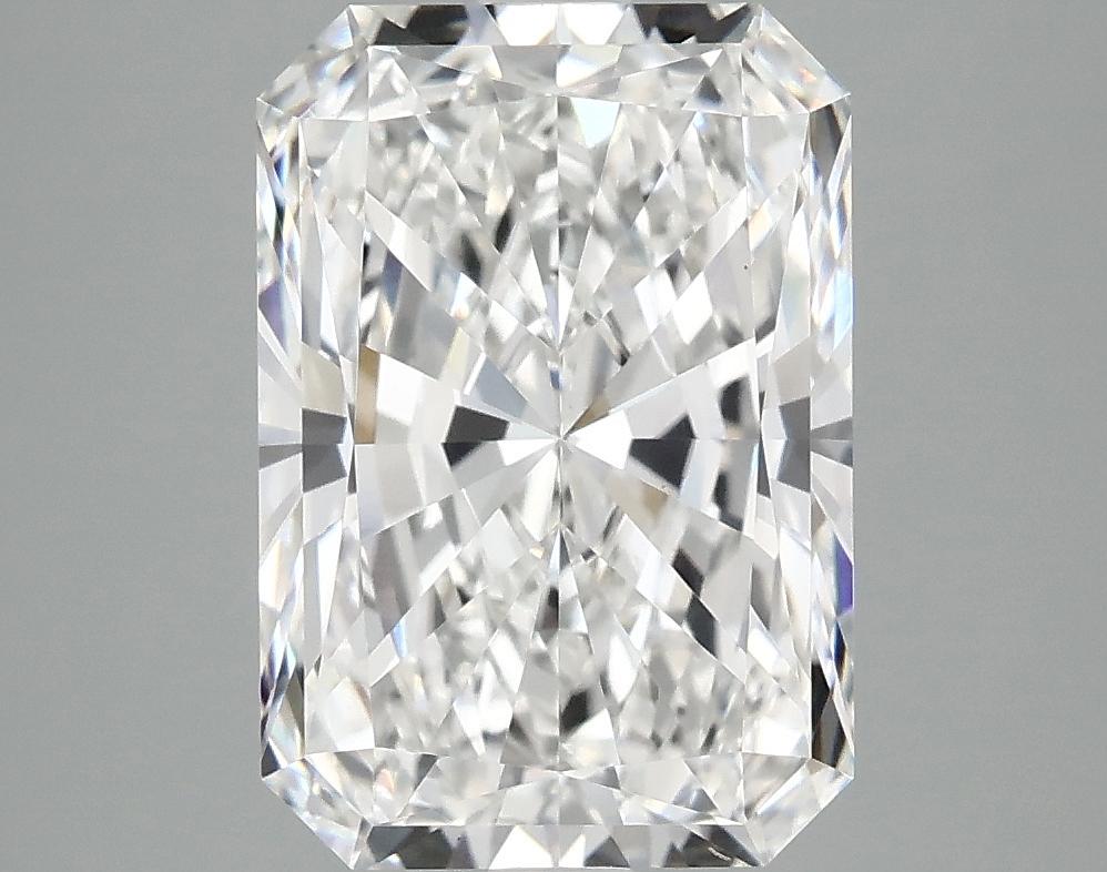 4.01 Carat Radiant Shaped Ideal Cut VVS2 IGI Certified Lab Grown Diamond