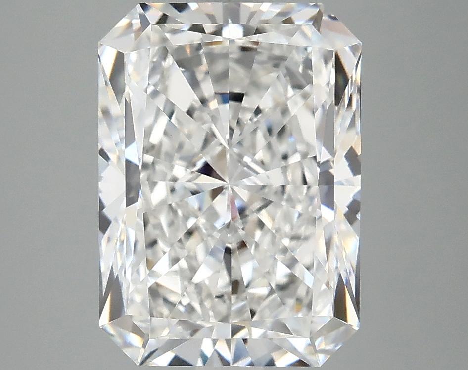 3.96 Carat Radiant Shaped Excellent Cut VS1 IGI Certified Lab Grown Diamond