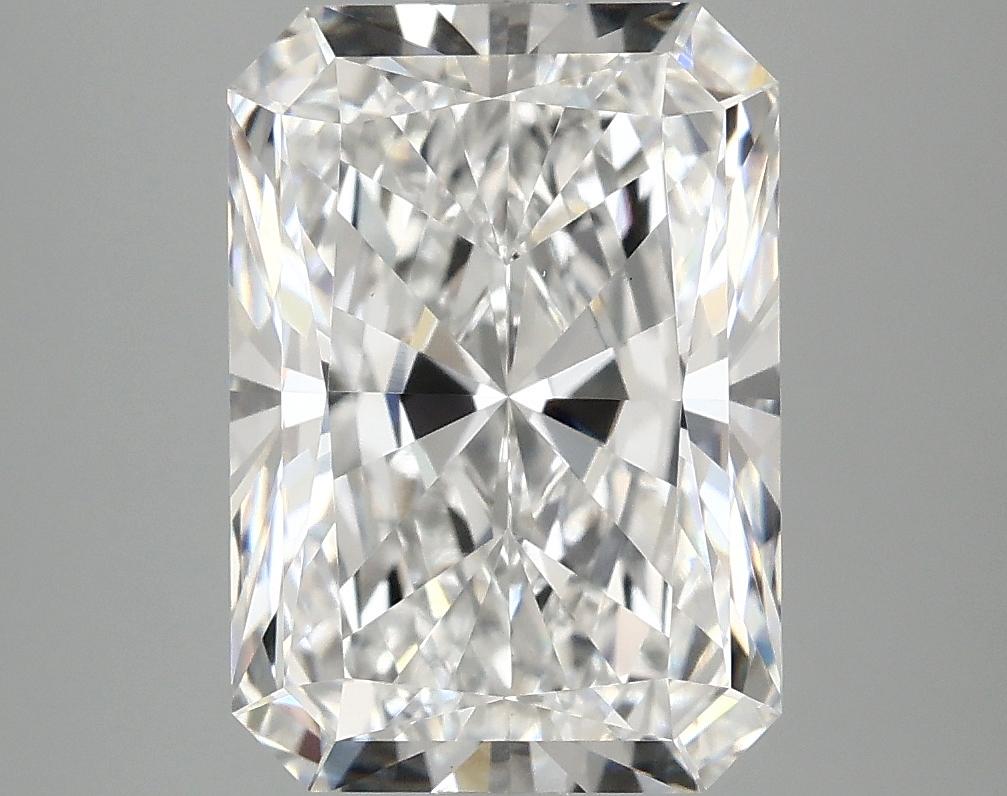 4.07 Carat Radiant Shaped Ideal Cut VVS2 IGI Certified Lab Grown Diamond