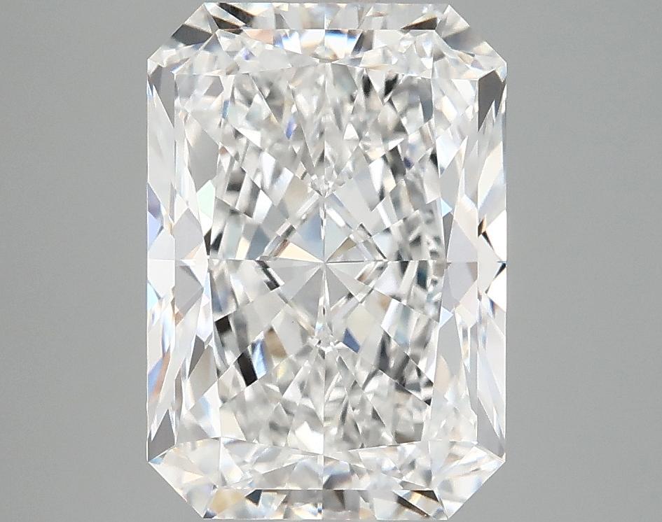 4.11 Carat Radiant Shaped Ideal Cut VVS2 IGI Certified Lab Grown Diamond