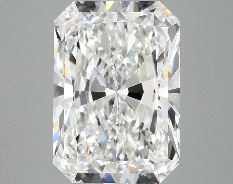 4.13 Carat Radiant Shaped Ideal Cut VVS2 IGI Certified Lab Grown Diamond