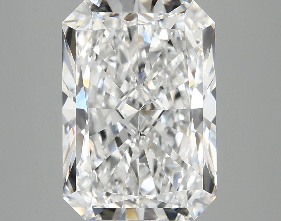 4.07 Carat Radiant Shaped Ideal Cut VVS2 IGI Certified Lab Grown Diamond