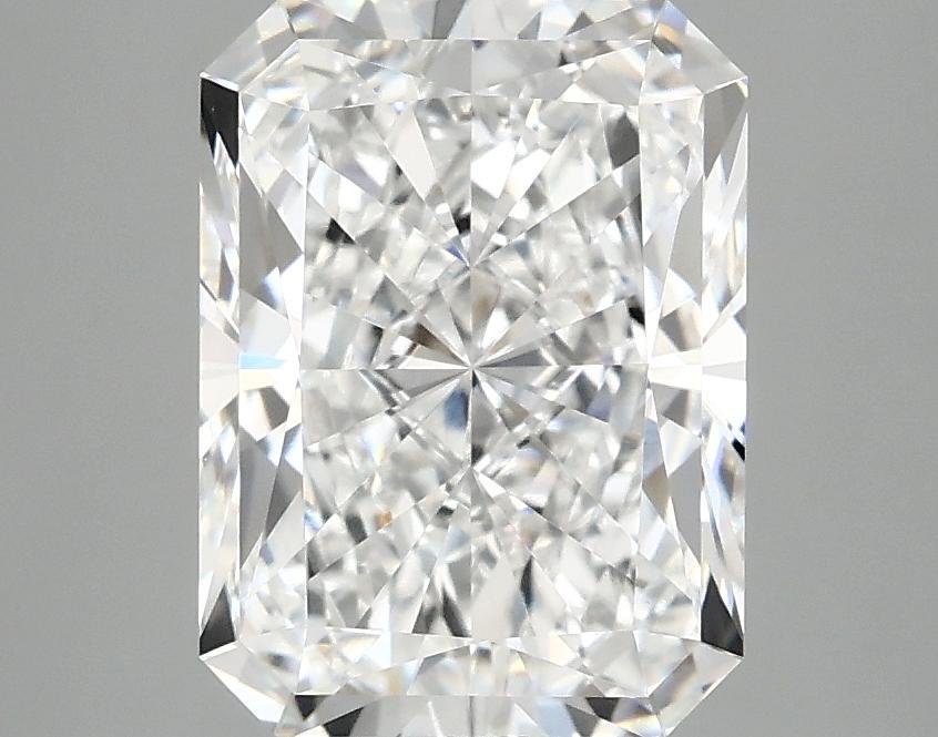 3.09 Carat Radiant Shaped Excellent Cut VVS2 IGI Certified Lab Grown Diamond