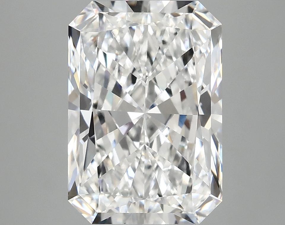 3.96 Carat Radiant Shaped Ideal Cut VVS2 IGI Certified Lab Grown Diamond