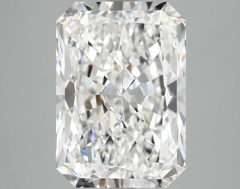 4.19 Carat Radiant Shaped Ideal Cut VVS2 IGI Certified Lab Grown Diamond