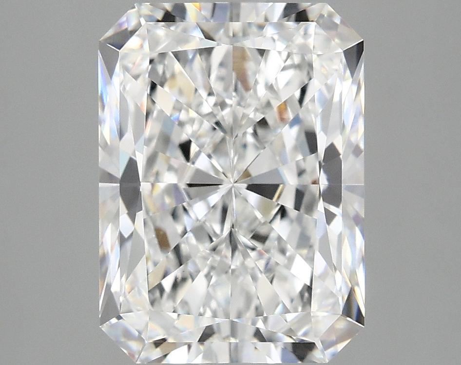 4.02 Carat Radiant Shaped Excellent Cut VVS2 IGI Certified Lab Grown Diamond