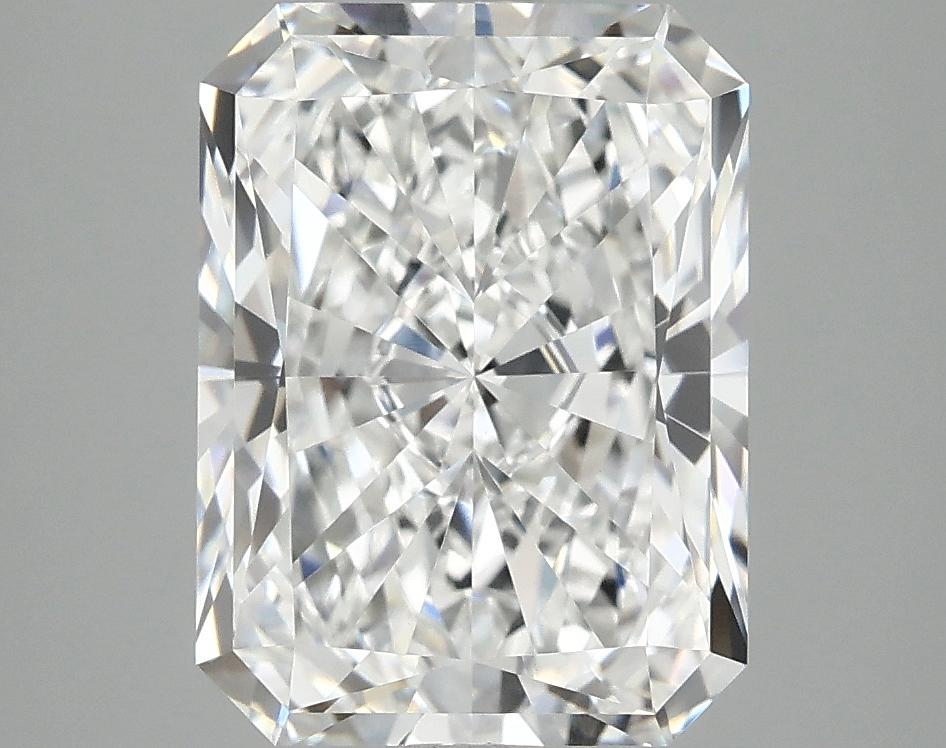 4.05 Carat Radiant Shaped Excellent Cut VVS2 IGI Certified Lab Grown Diamond