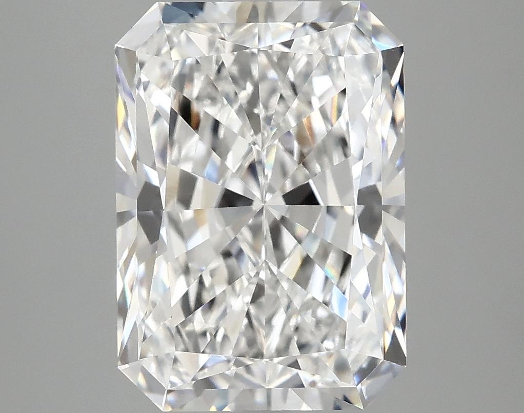 3.96 Carat Radiant Shaped Ideal Cut VVS2 IGI Certified Lab Grown Diamond