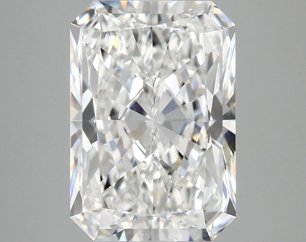 3.98 Carat Radiant Shaped Ideal Cut VS1 IGI Certified Lab Grown Diamond