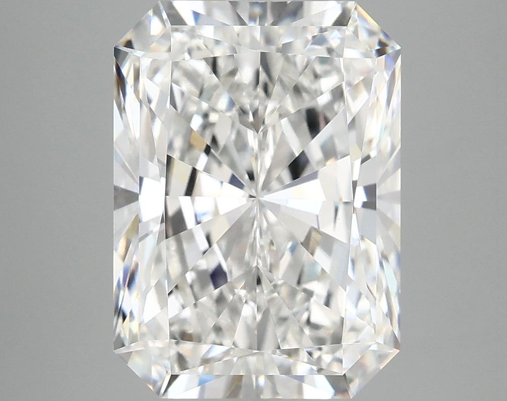 4.99 Carat Radiant Shaped Excellent Cut VVS2 IGI Certified Lab Grown Diamond