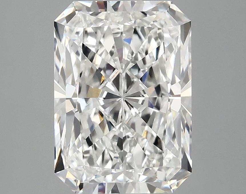 3.07 Carat Radiant Shaped Ideal Cut VVS2 IGI Certified Lab Grown Diamond