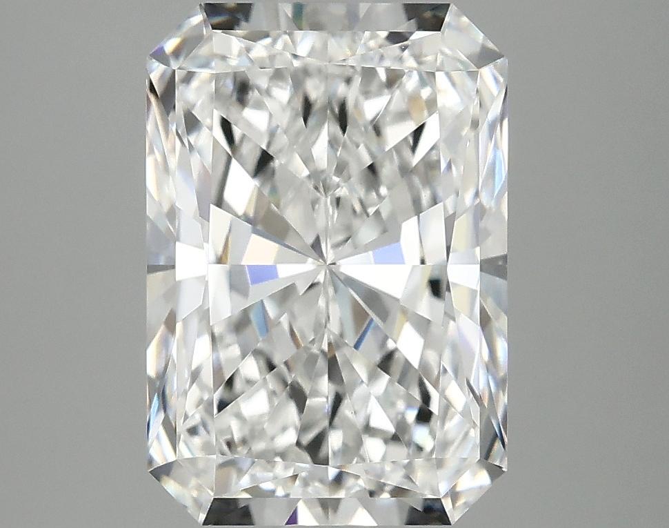4.05 Carat Radiant Shaped Ideal Cut VVS2 IGI Certified Lab Grown Diamond