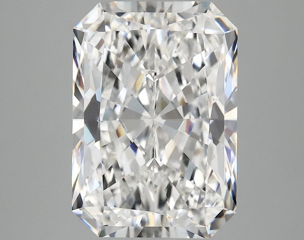 4.04 Carat Radiant Shaped Ideal Cut VVS2 IGI Certified Lab Grown Diamond