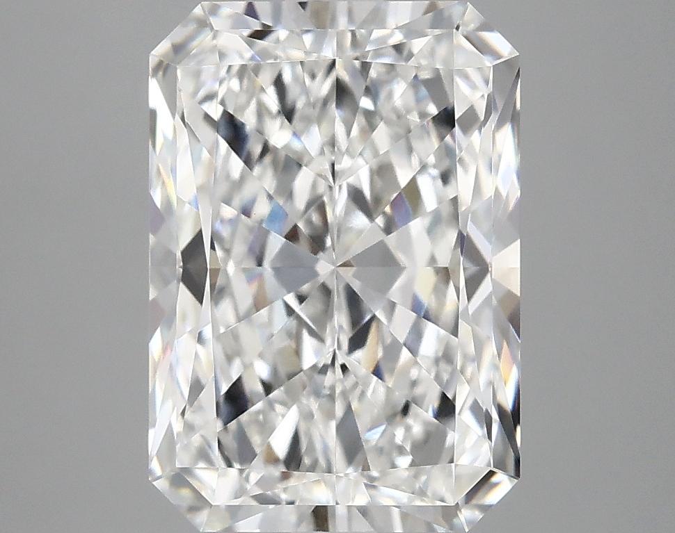 4.04 Carat Radiant Shaped Ideal Cut VVS2 IGI Certified Lab Grown Diamond