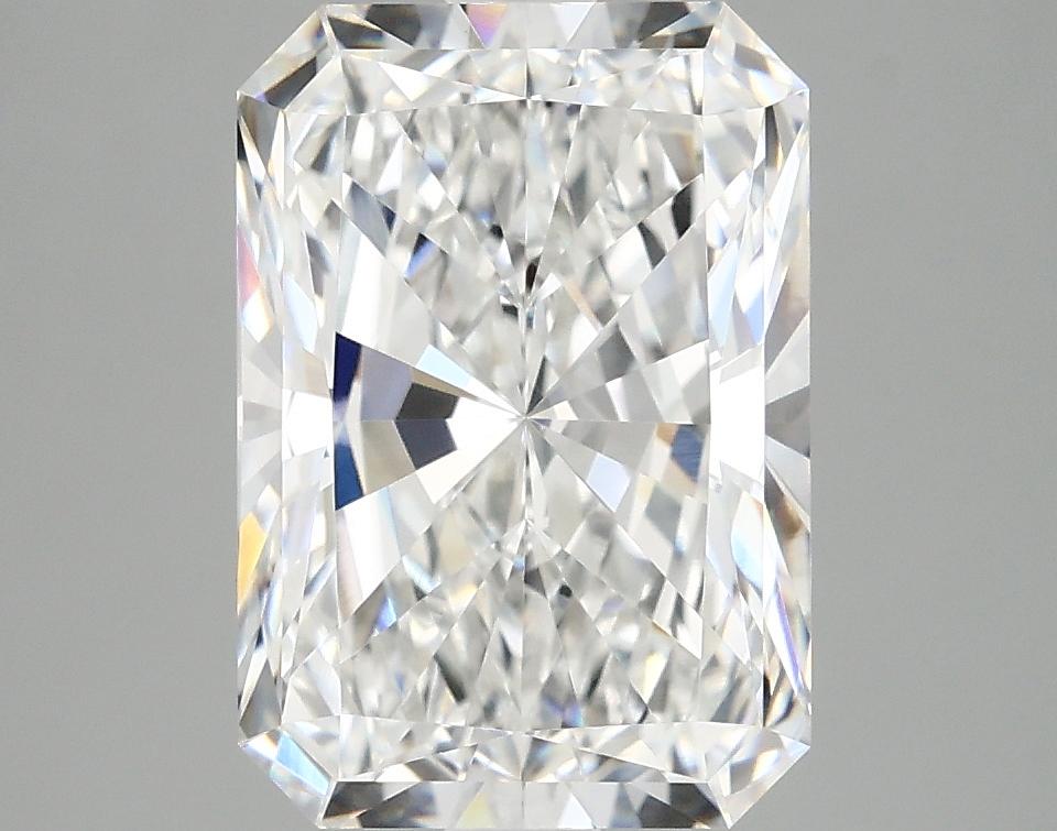 4.1 Carat Radiant Shaped Ideal Cut VVS2 IGI Certified Lab Grown Diamond