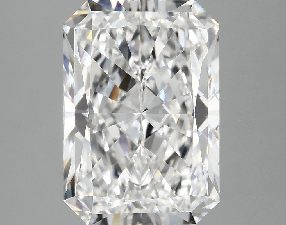 4.17 Carat Radiant Shaped Ideal Cut VS1 IGI Certified Lab Grown Diamond