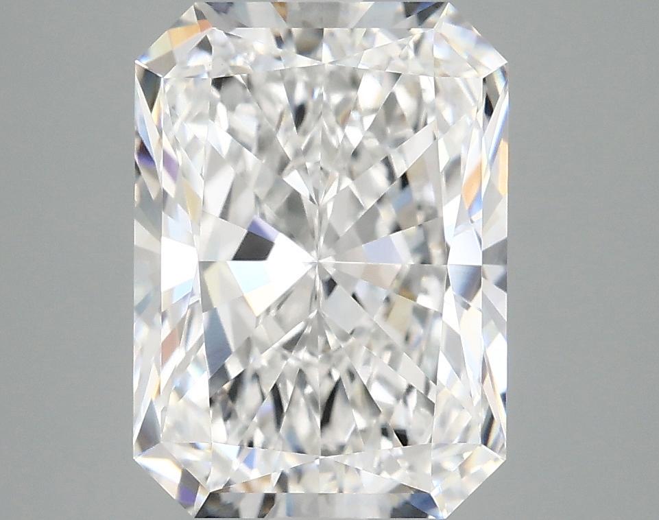 3.96 Carat Radiant Shaped Excellent Cut VVS2 IGI Certified Lab Grown Diamond