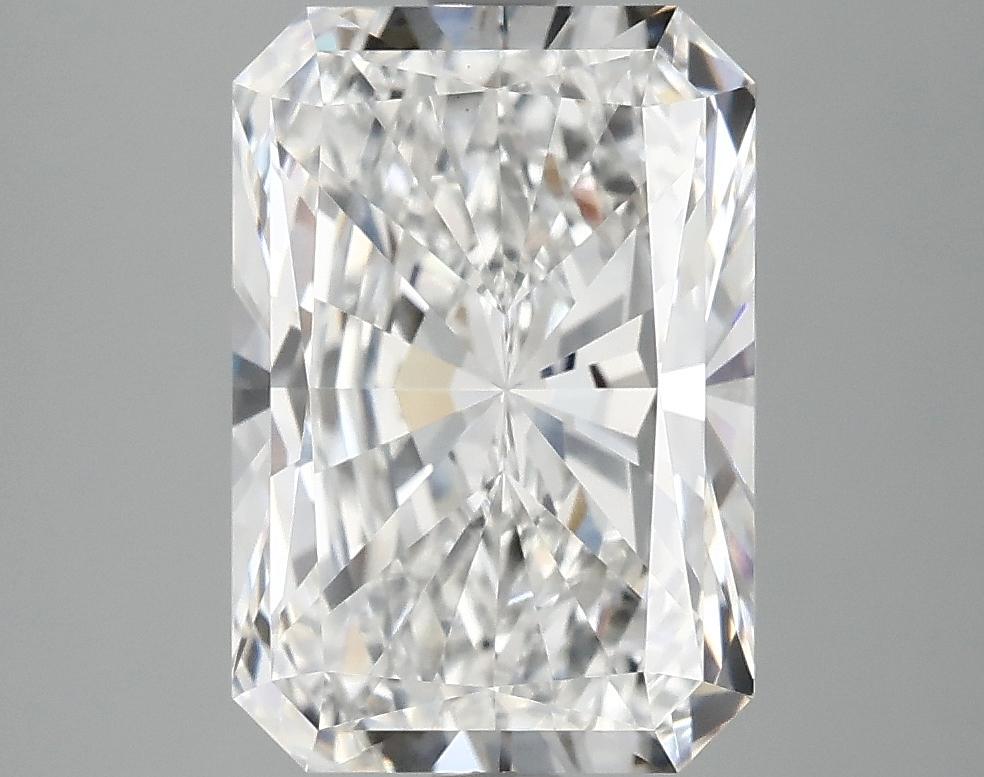 3.94 Carat Radiant Shaped Ideal Cut VVS2 IGI Certified Lab Grown Diamond