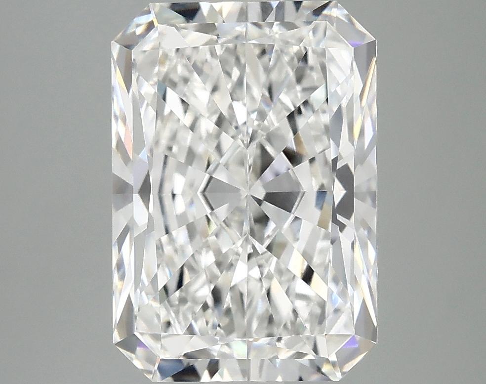 4.07 Carat Radiant Shaped Ideal Cut VVS2 IGI Certified Lab Grown Diamond