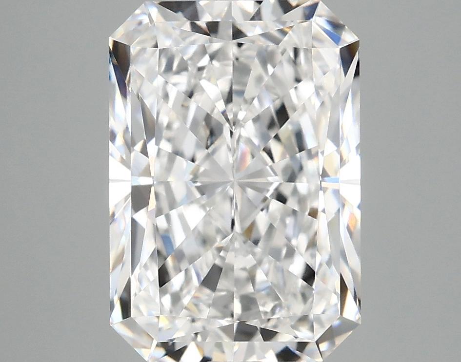 3.79 Carat Radiant Shaped Ideal Cut VVS2 IGI Certified Lab Grown Diamond