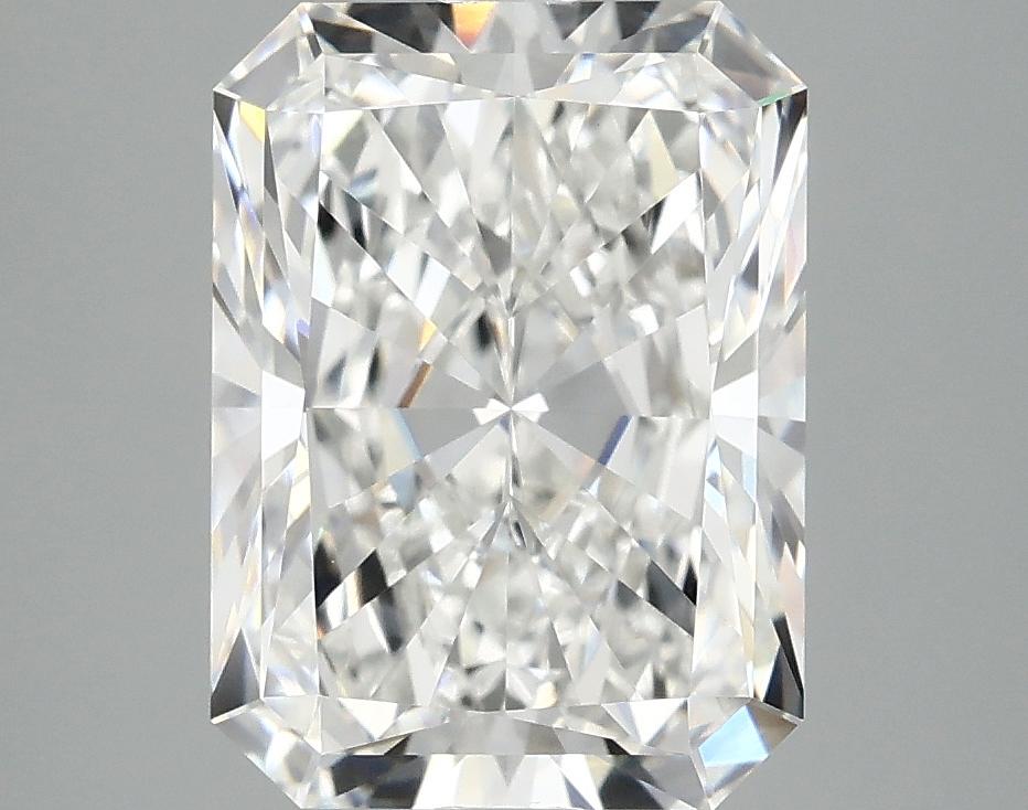 4.02 Carat Radiant Shaped Excellent Cut VVS2 IGI Certified Lab Grown Diamond