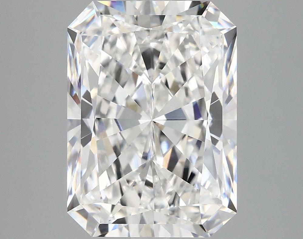 4.17 Carat Radiant Shaped Ideal Cut VS1 IGI Certified Lab Grown Diamond