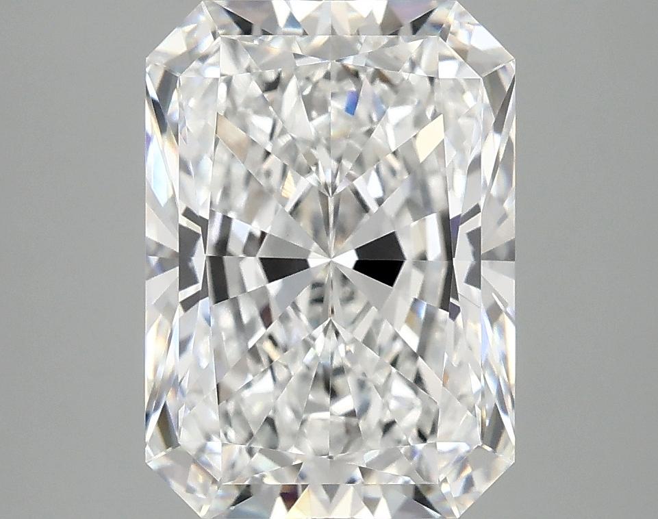 4.09 Carat Radiant Shaped Ideal Cut VVS2 IGI Certified Lab Grown Diamond