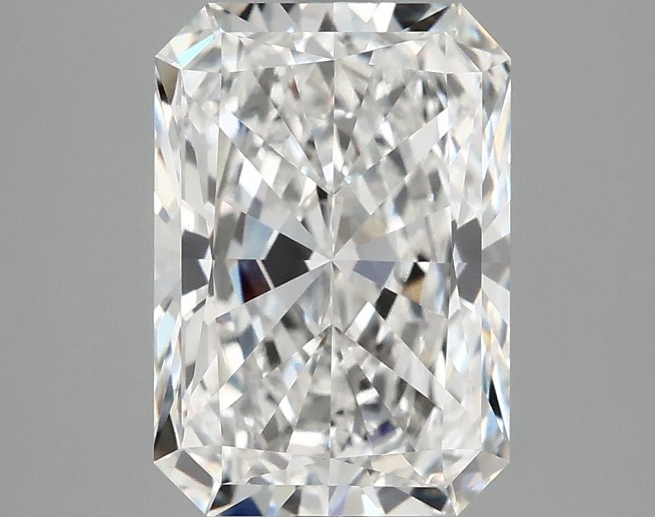 4.02 Carat Radiant Shaped Ideal Cut VVS2 IGI Certified Lab Grown Diamond