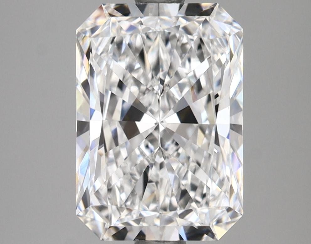 3.09 Carat Radiant Shaped Ideal Cut VVS2 IGI Certified Lab Grown Diamond