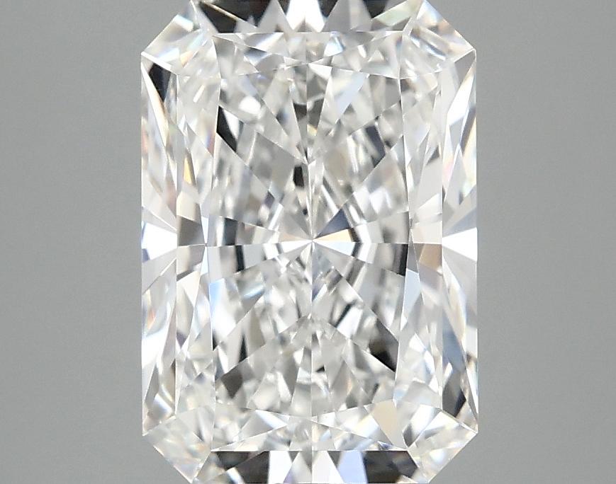 3.05 Carat Radiant Shaped Ideal Cut VVS2 IGI Certified Lab Grown Diamond