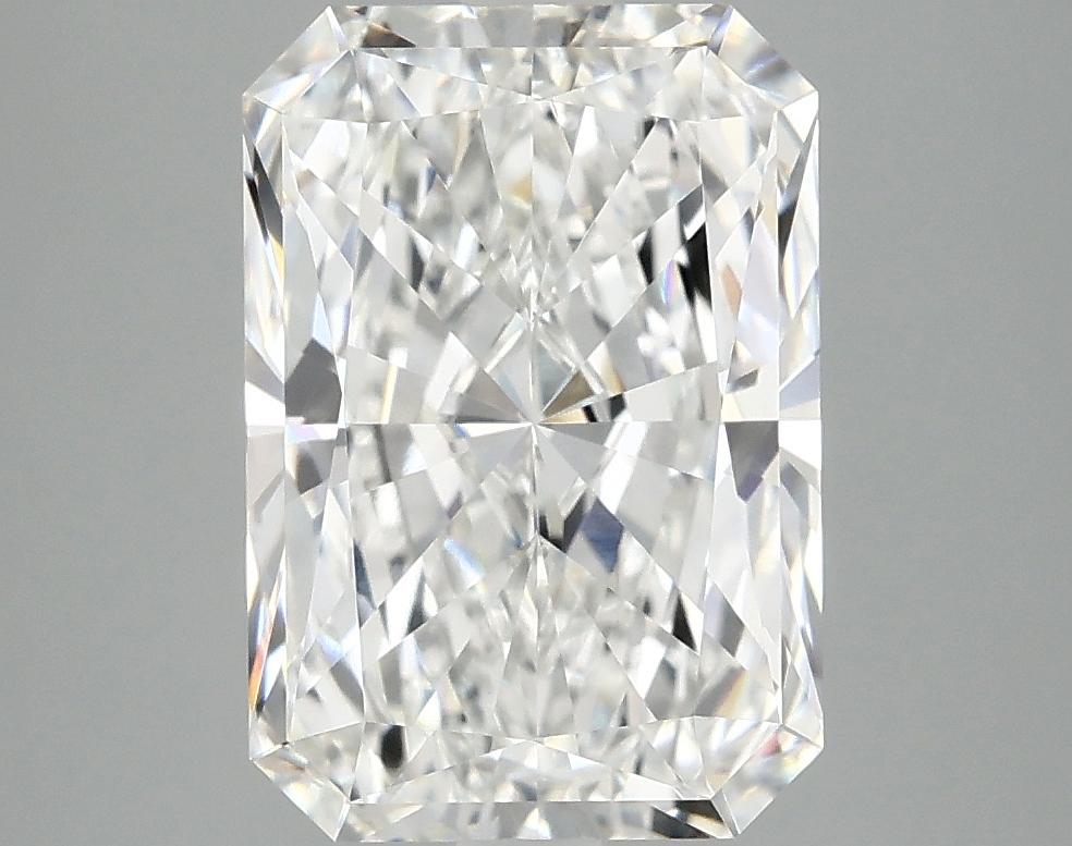 3.98 Carat Radiant Shaped Ideal Cut VVS2 IGI Certified Lab Grown Diamond