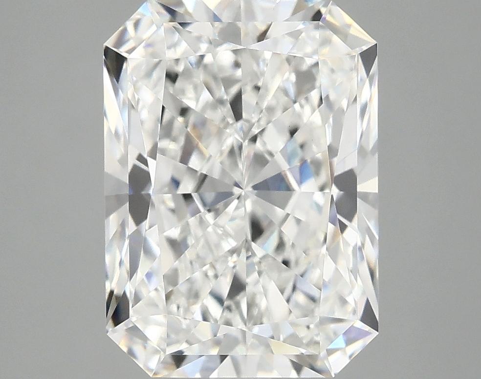4.19 Carat Radiant Shaped Excellent Cut VVS2 IGI Certified Lab Grown Diamond