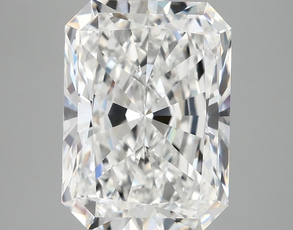 4.99 Carat Radiant Shaped Excellent Cut VVS2 IGI Certified Lab Grown Diamond