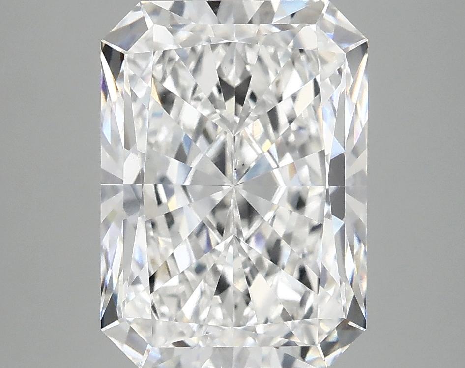 4.07 Carat Radiant Shaped Excellent Cut VS1 IGI Certified Lab Grown Diamond