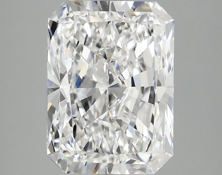 3.84 Carat Radiant Shaped Excellent Cut VVS2 IGI Certified Lab Grown Diamond