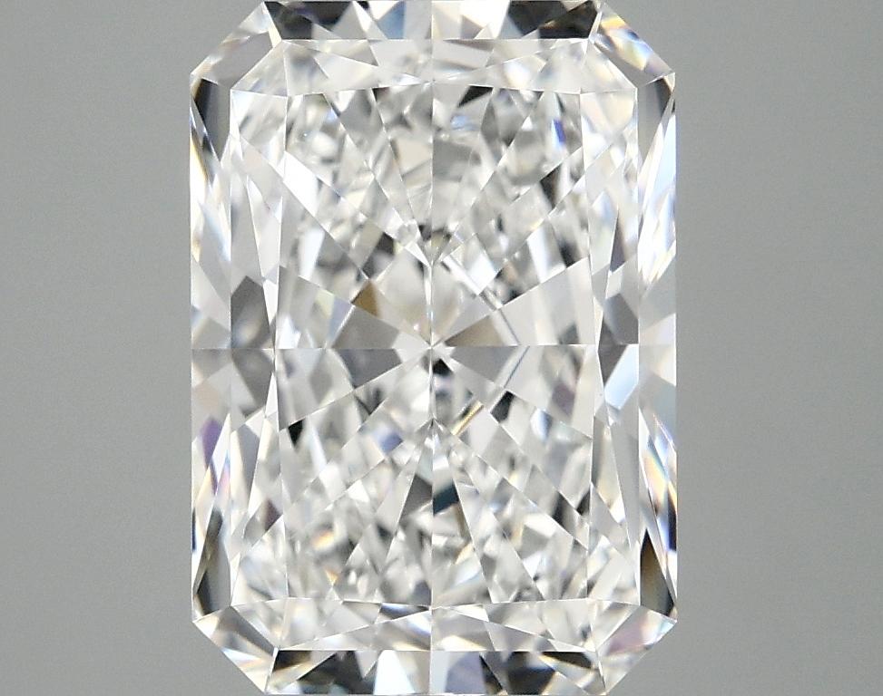 4.1 Carat Radiant Shaped Ideal Cut VVS2 IGI Certified Lab Grown Diamond