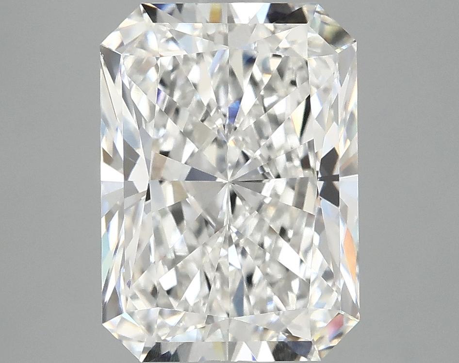 4.15 Carat Radiant Shaped Ideal Cut VVS2 IGI Certified Lab Grown Diamond