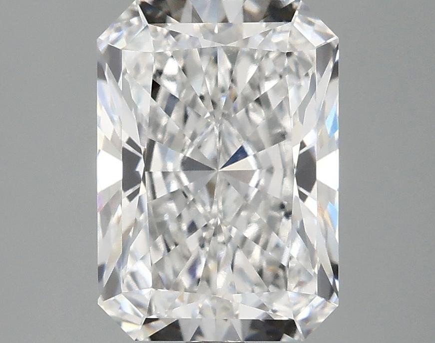 3.1 Carat Radiant Shaped Ideal Cut VVS2 IGI Certified Lab Grown Diamond