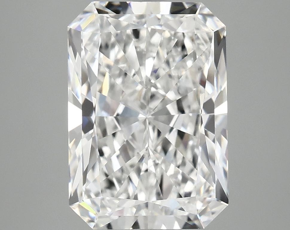 4.1 Carat Radiant Shaped Ideal Cut VVS2 IGI Certified Lab Grown Diamond
