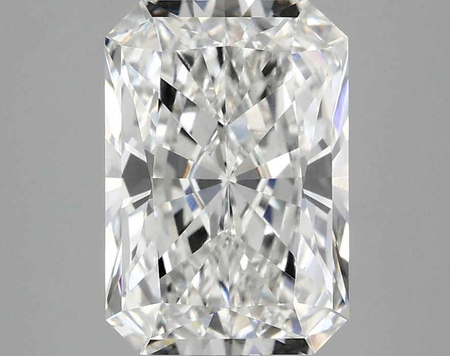 3.05 Carat Radiant Shaped Ideal Cut VVS2 IGI Certified Lab Grown Diamond